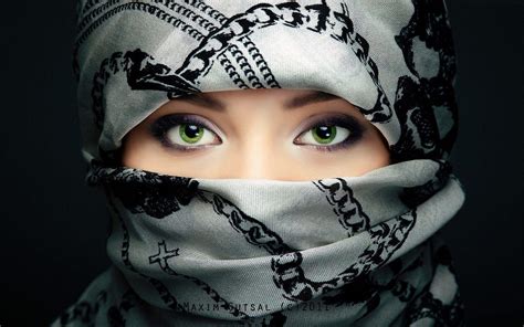 Free Beautiful Arabic Woman Photos